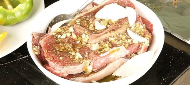 Мясо в лимонном маринаде