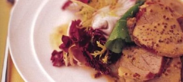 Пирожные шоколадные миндальные