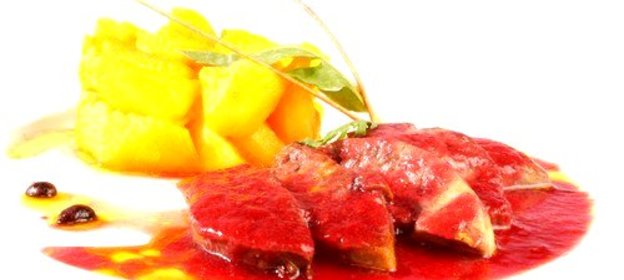 Вишневый джем с копченой паприкой и тимьяном