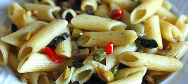 Паста с анчоусами и оливками