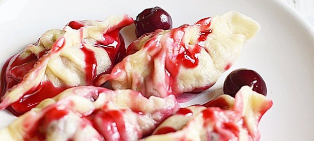 Вареники с вишней