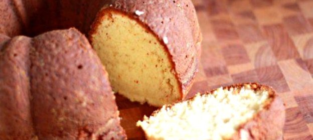 Кекс с ванилью и кардамоном