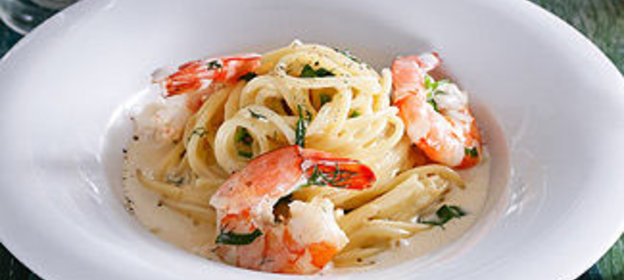 Спагетти с креветками в сливочном соусе в мультиварке