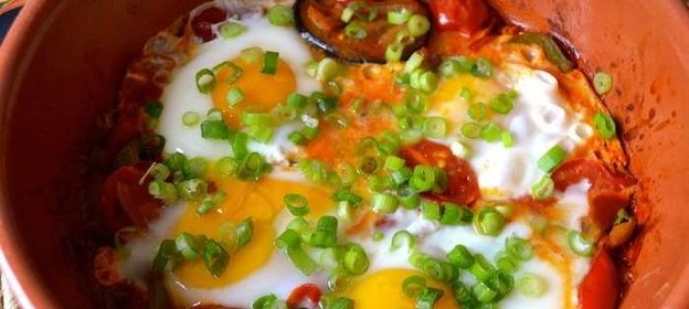 Яичница с баклажанами