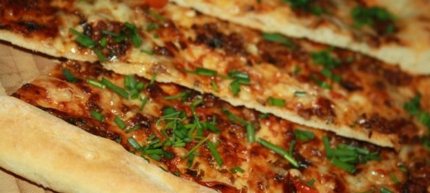 Пицца Болоньезе