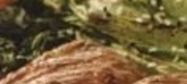 Свиные стейки и жареный бок чой