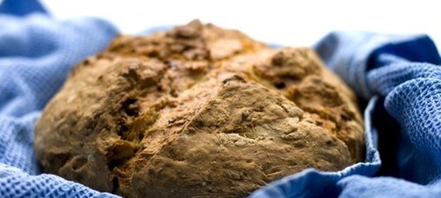 Хлеб с фисташками и черемшой