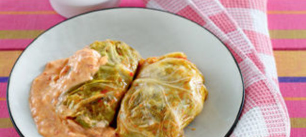 Голубцы со сметанно-томатным соусом