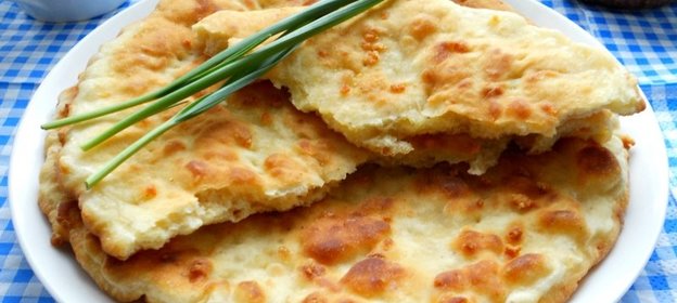 Лепешки сырные на ряженке