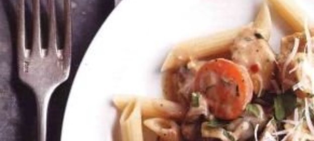 Макароны с курицей, грибами, помидорами и артишоками