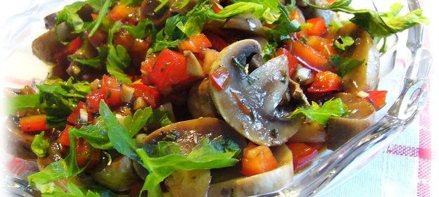 Шампиньоны в маринаде с бальзамико