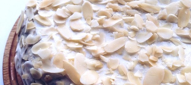 Шоколадно-гречневый торт с зефиром