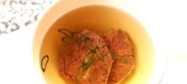 Бульон из говядины на кости