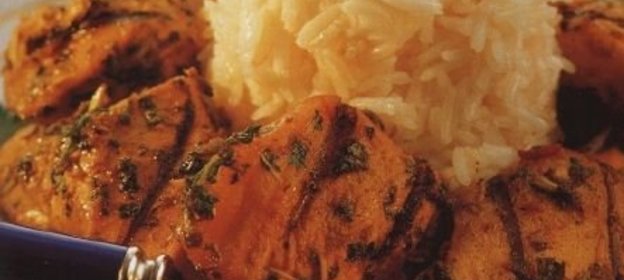 Куриное филе в ароматном маринаде, жаренное под грилем