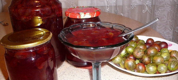 крыжовник в смородиновом желе