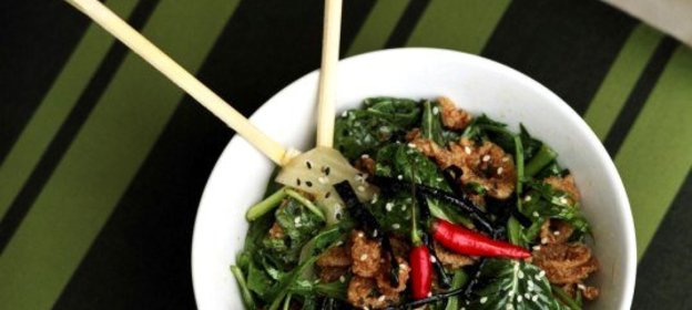 Легкий тайский салат с говядиной