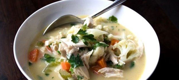 Суп из цветной капусты на мясном бульоне