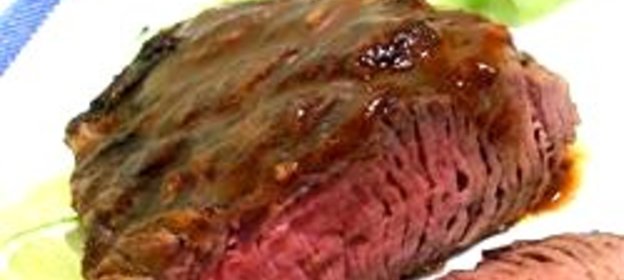 Стейки с соусом адобо