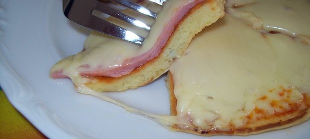 Пицца?!! Да вроде бы и не она.Быстро,вкусно,сытно