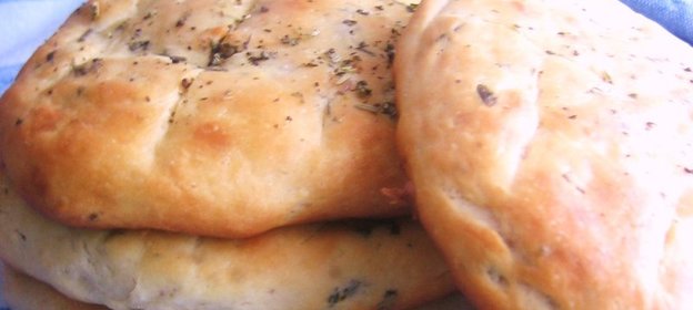 Лепешки с сыром и зеленью