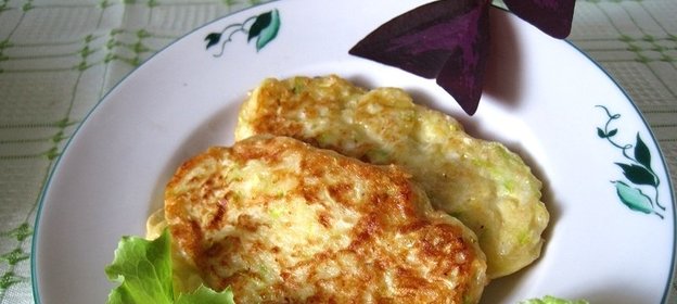 Кабачковые оладьи с сыром