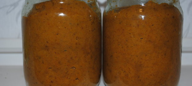 Салат из сладкого печеного перца с томатом