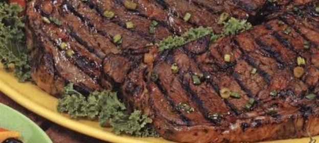 Говяжьи стейки в имбирном маринаде