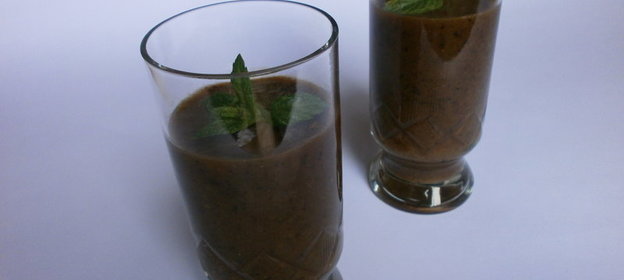 Смузи из чернослива и киви из серии Худеем вкусно