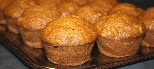 Пряные морковные маффины