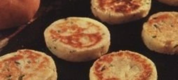 Картофельные оладьи с луком