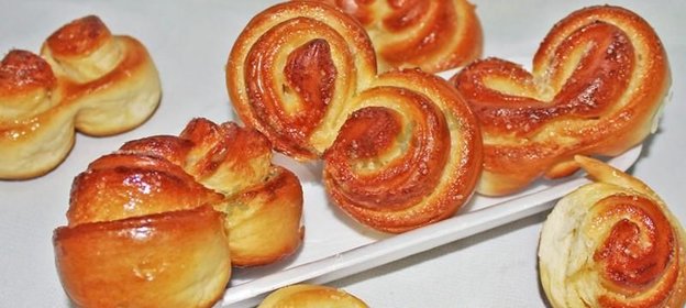 булочки плюшки московские