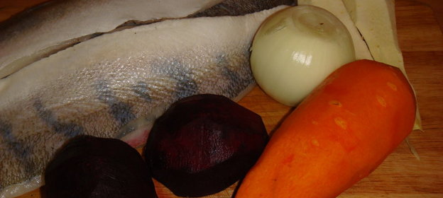 Судак под овощным маринадом