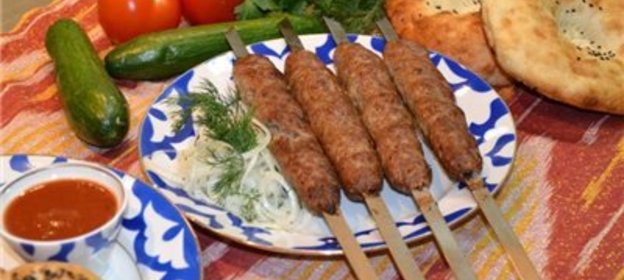 Кукурузные оладьи с курятиной