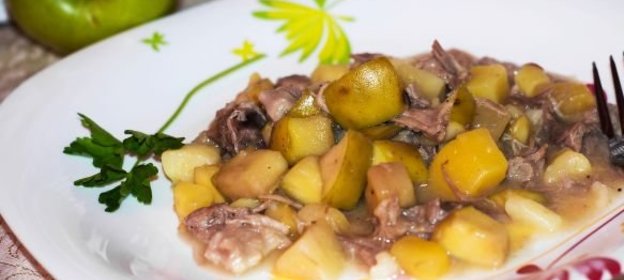 Салат из цветков акации