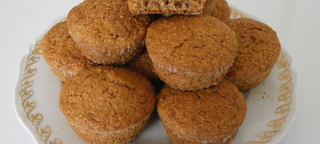 Маффины с грушей и амареттини