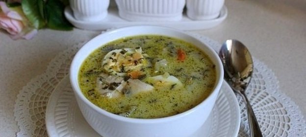 Щи со шпинатом и шампиньонами