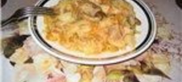 Капуста, тушеная со свининой и опятами