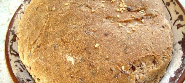 Бездрожжевой пшенично-ржаной хлеб с семенем льна