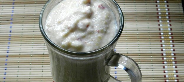 Смузи с грушей и персиком