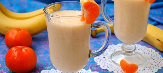 Бананово-мандариновый смузи