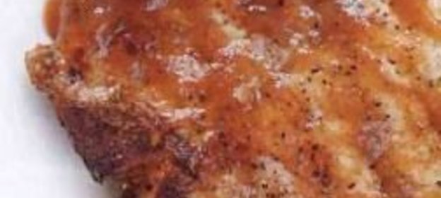 Салат из шпината и свежих огурцов