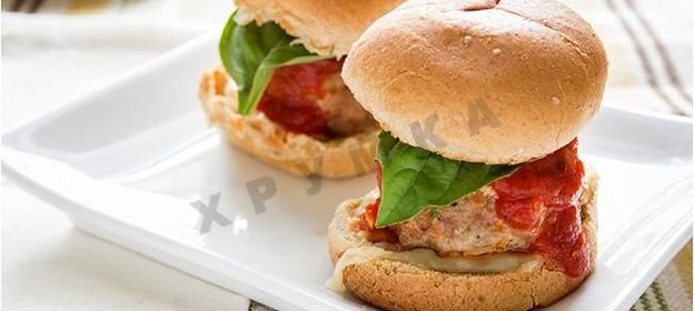Булочки с фрикадельками из индейки