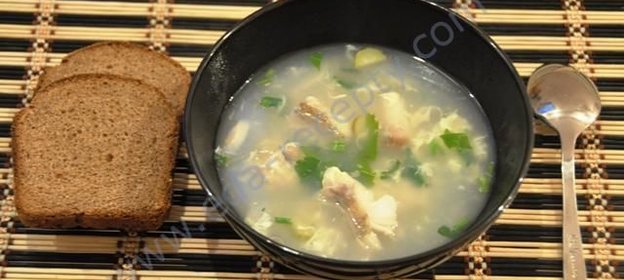 Суп Солянка рыбная из морской капусты с яйцом