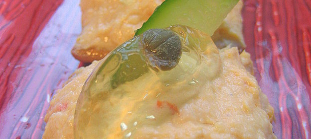 Канапе с куриным паштетом и лимонным желе