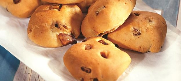 Булочки со шкварками