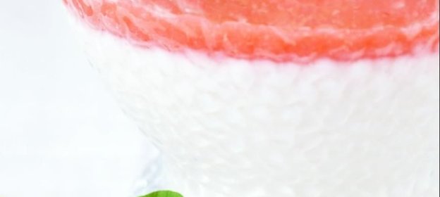 Кефирное желе с клубничным кули