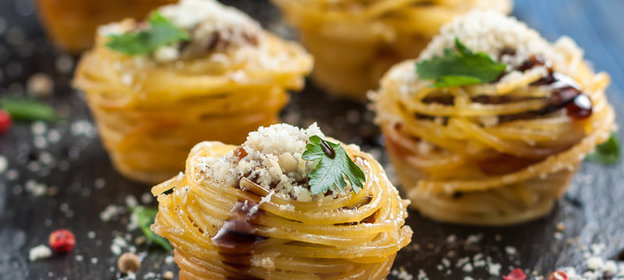 Маффины из спагетти с фрикадельками Окраина