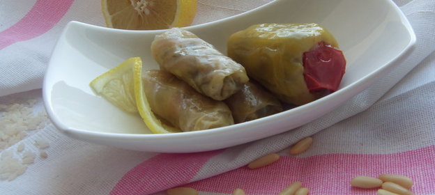 Долма - фаршированные перцы и голубцы