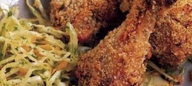 Пицца с ветчиной и ананасом