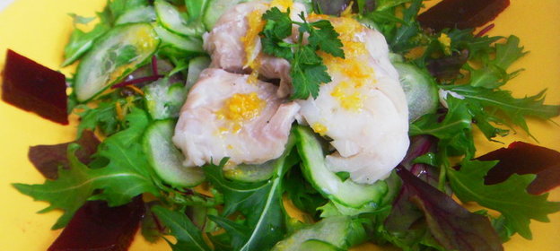 Салат с треской и свекольным желе